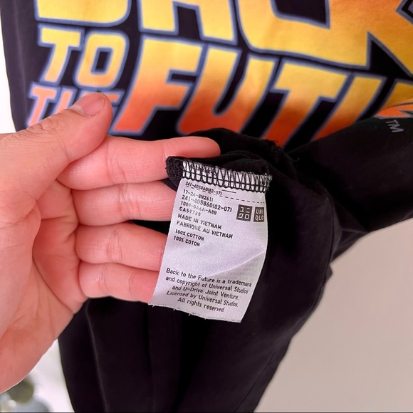 🖤 Uniqlo Back To The Future T-Shirt - Picture 5 of 10